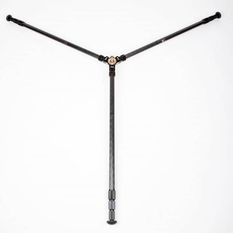 FLM CP-22 S4 II tripod, carbon-aluminum hybrid construction.