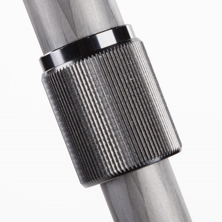 FLM CP-22 S4 II tripod, carbon-aluminum hybrid construction, clamping grip.
