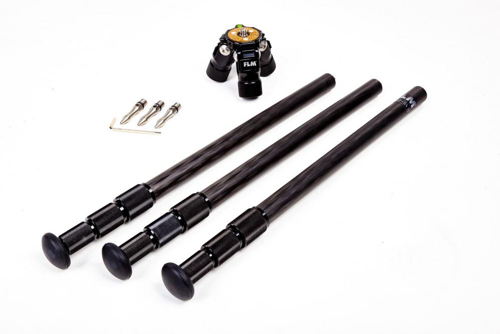 FLM CP-22 S4 II tripod, carbon-aluminum hybrid construction, basic set. FLM CP-22 S4 II tripod, carbon-aluminum hybrid construction, basic set.