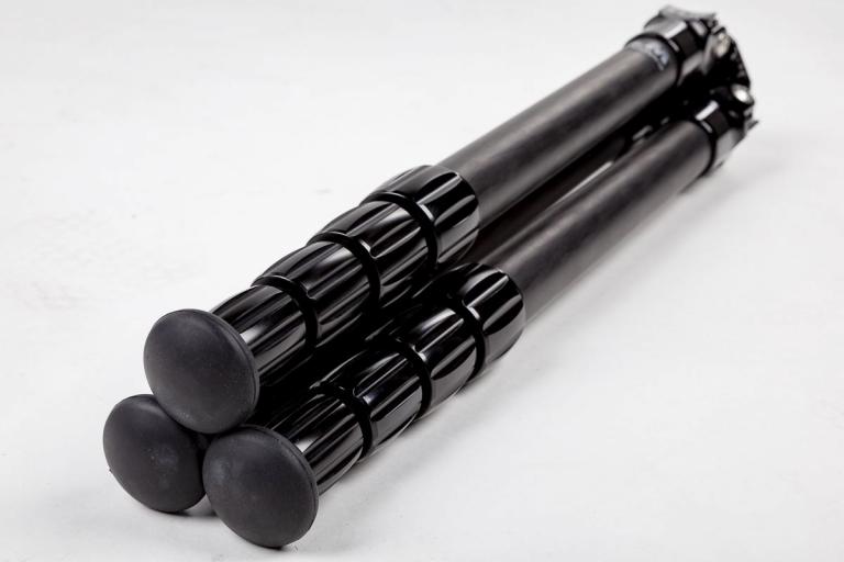 FLM CP-30 M5 II tripod, carbon-aluminum hybrid construction.