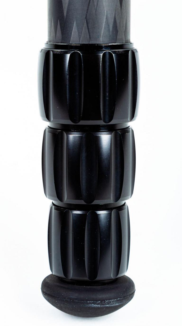 FLM CP-38 L4 II tripod, carbon-aluminum hybrid construction.
