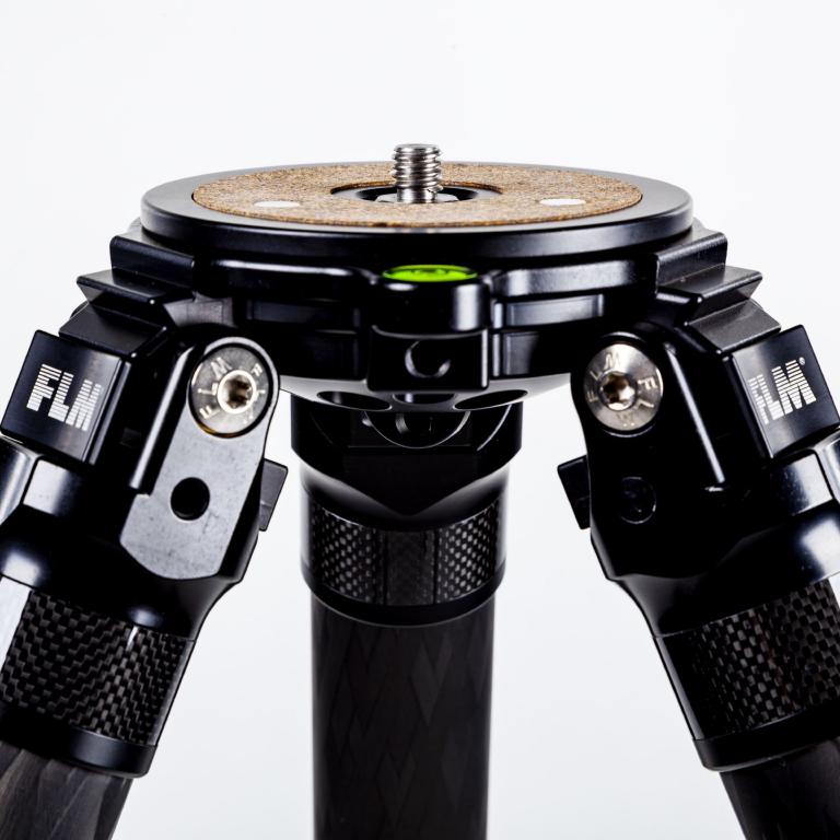 FLM CP-38 L5 II tripod, carbon-aluminum hybrid construction.