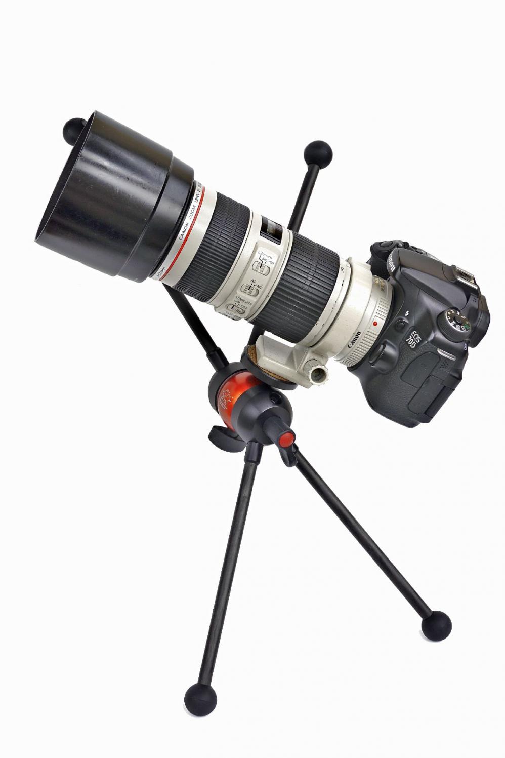 Little Elephant small tripod of xhia Fototechnik. Little Elephant small tripod of xhia Fototechnik.